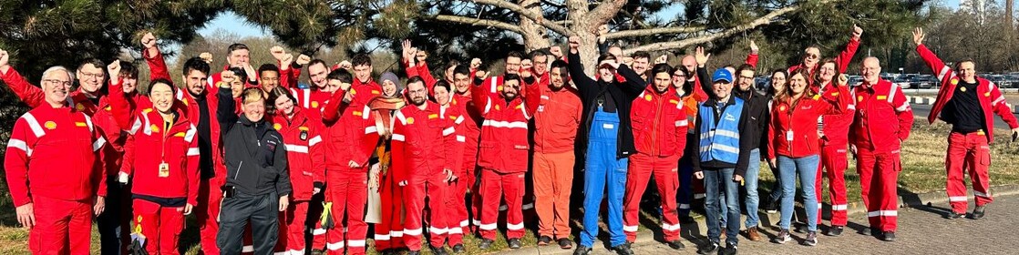 Rund 40 Mitarbeitende des Shell Energy and Chemicals Park Rheinland haben sich bei herrlichem Wetter am jährlichen Dreck-Weg-Tag beteiligt, organisiert in Kooperation mit dem Naturschutzbund (NABU). Sie sammelten 1,2 Tonnen Müll und setzten ein starkes Zeichen für den Umweltschutz.