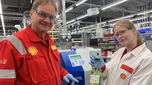 Student runs laboratory Shell Rhineland