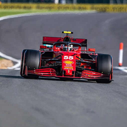 Sportwagen auf der Straße