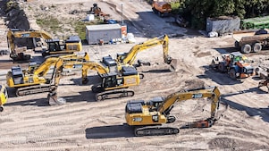 Abriss-Bagger auf Baustelle