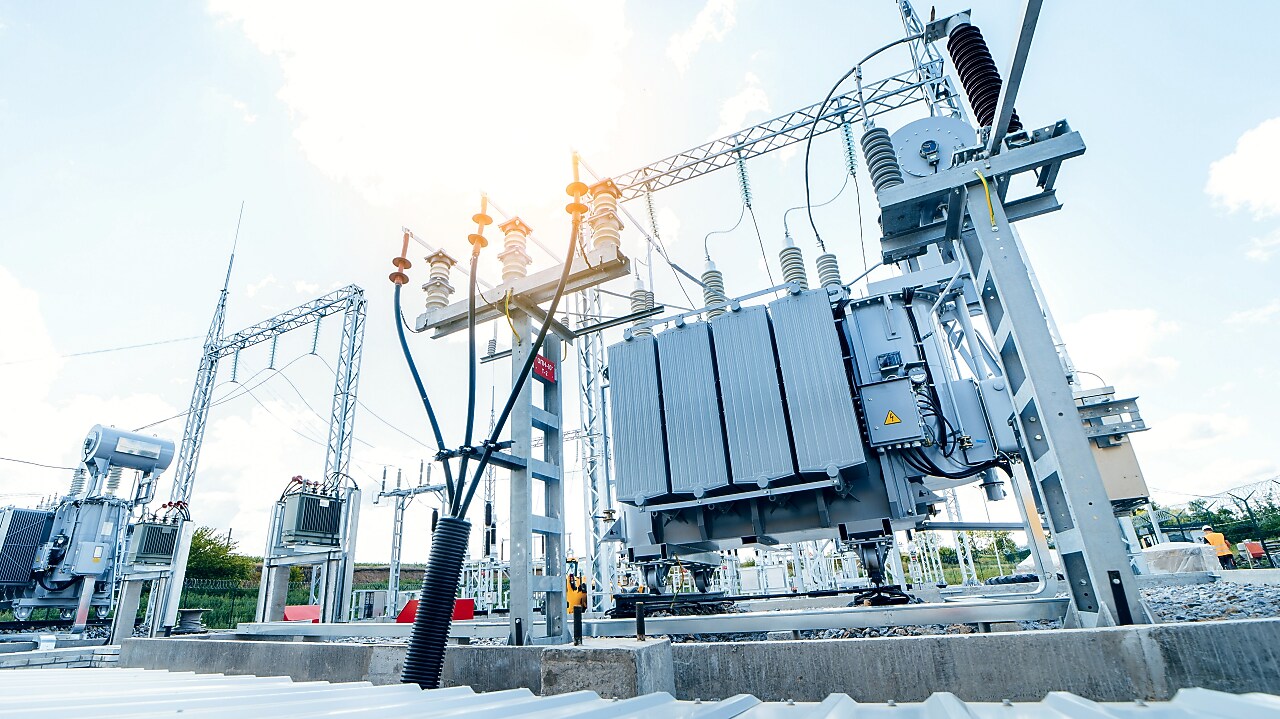 Transformatoren & Verteileranlagen