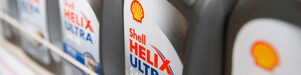 Shell Helix Produkte im Regal