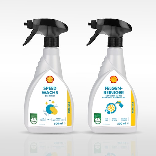 Produkte für die Karosseriereinigung eines Autos